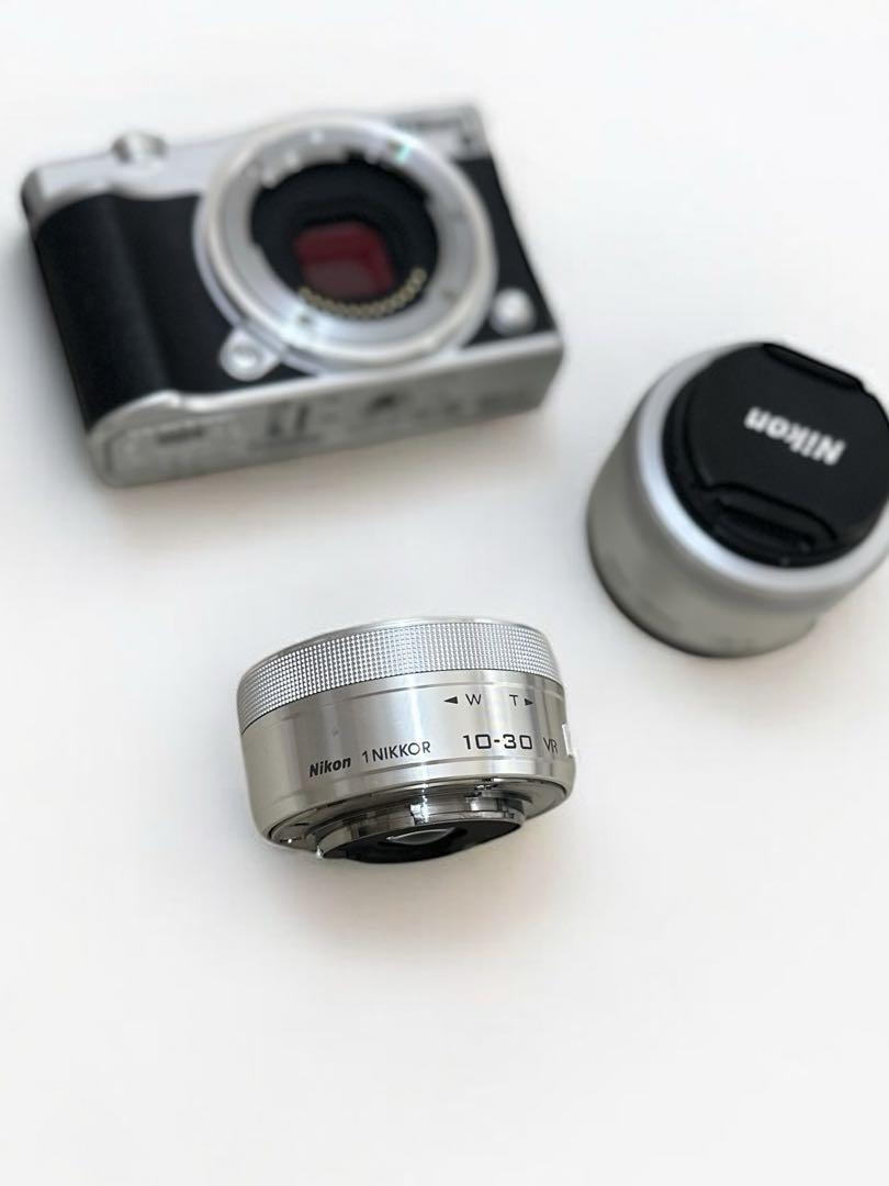 Nikon 1 J5 ダブルズームレンズキットカメラ