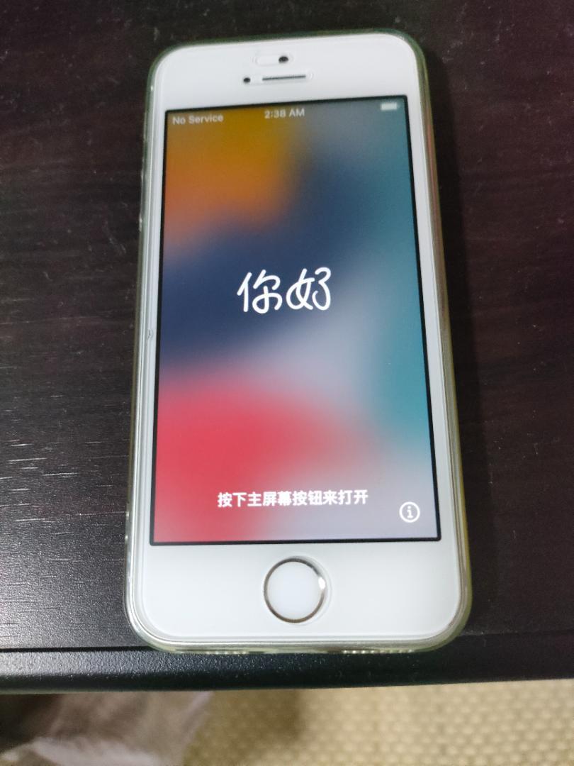 41%割引【60%OFF】 iPhone SE(初代)64GB A1723 SIMフリー 直営特価の通販サイト 値下げ新品同様品プロジェクター小型FATORK製 iPhone、iPad対応 プロジェクター