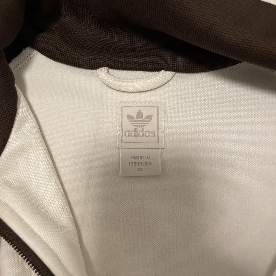 adidas originals トラックジャケット