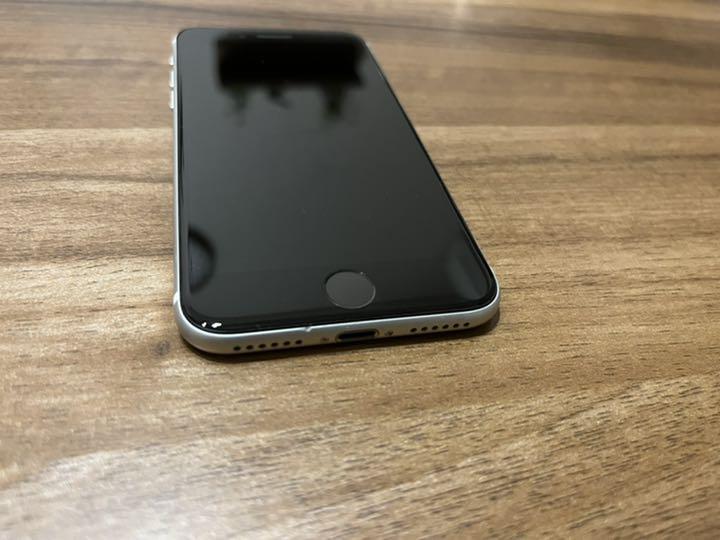 までの iPhone SE 第2世代 (SE2) ホワイト 64 GB SIMフリー UHtjb-m48868716639 ロック