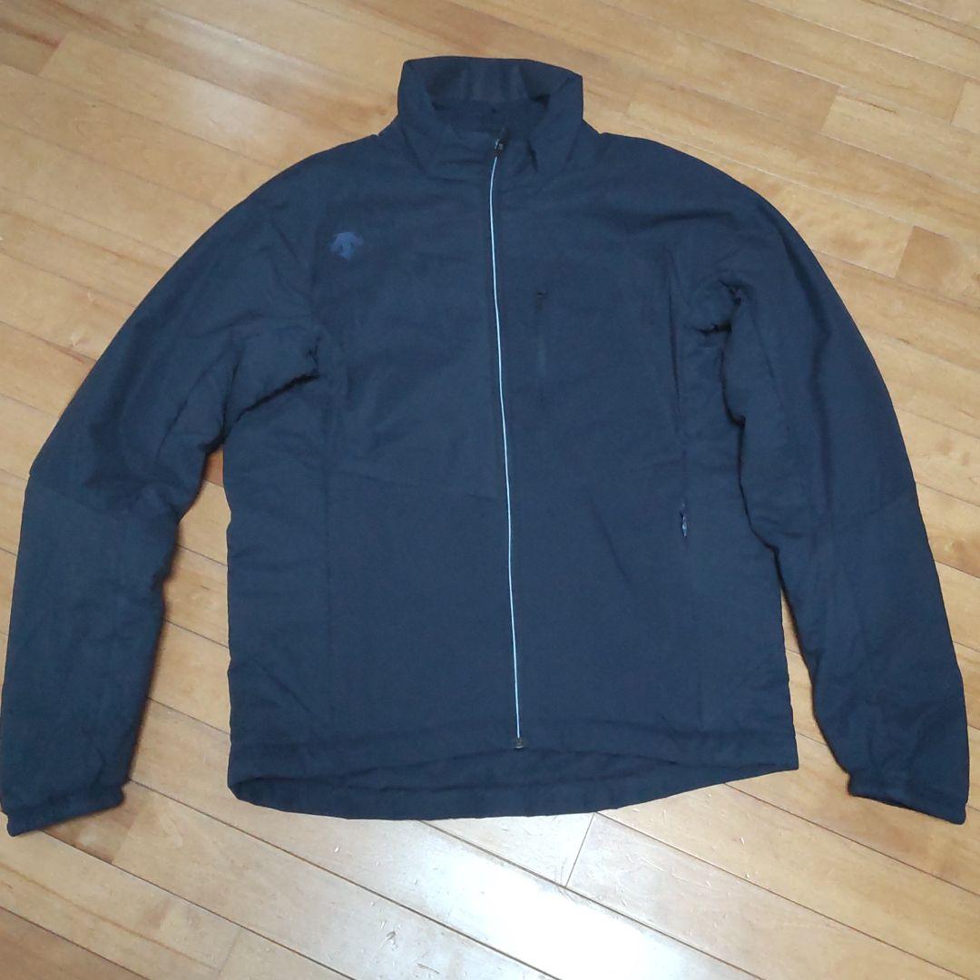 大流行中! 【新品未使用】DESCENTE ミッドレイヤー デサント - ウエア(男性用) 大流行中! 【新品未使用】DESCENTE ミッドレイヤー デサント - ウエア(男性用)