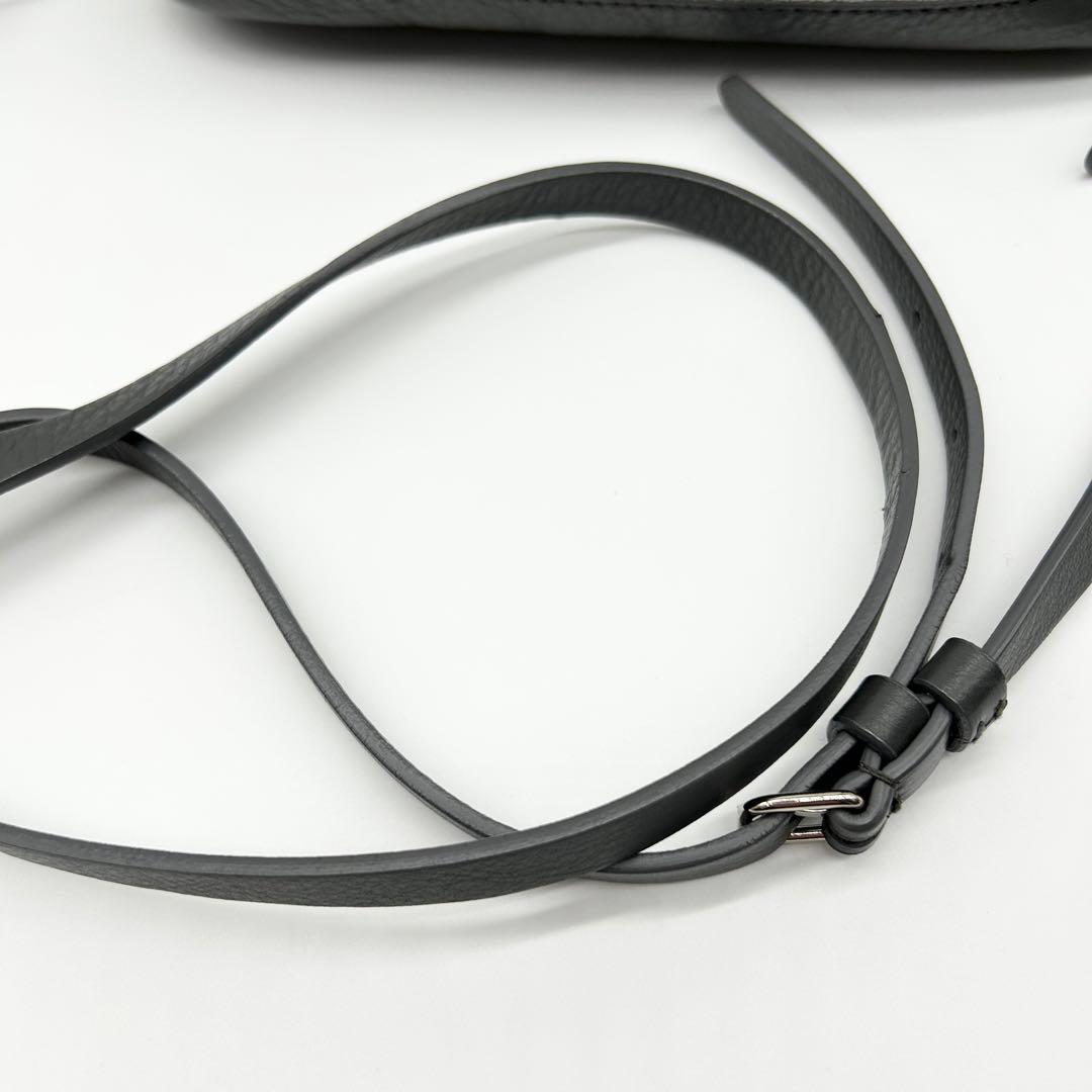 極美品✨バレンシアガ ショルダーバッグ カメラバッグ レザー 斜め掛け