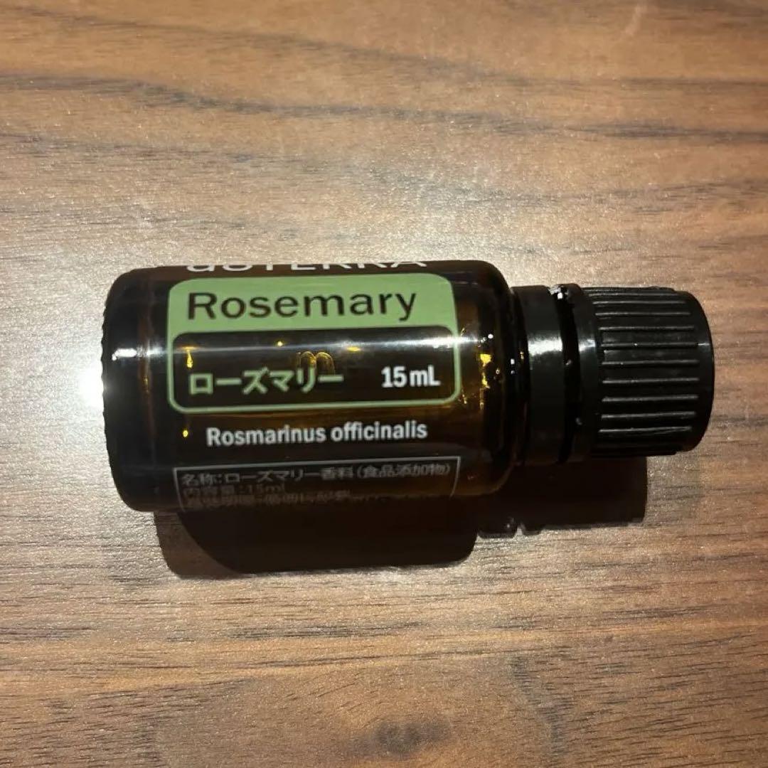未使用 ドテラ ローズマリー 15ml 定価4800円 ドテラ ローズマリー エッセンシャルオイル 15ml 定価4800円