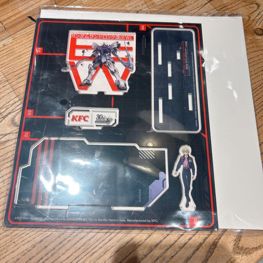 【海外限定】ガンダムw Endless Waltz x KFC香港 アクスタ ガンダムウイング KFC ケンタッキーコラボ 香港限定 アクリル
