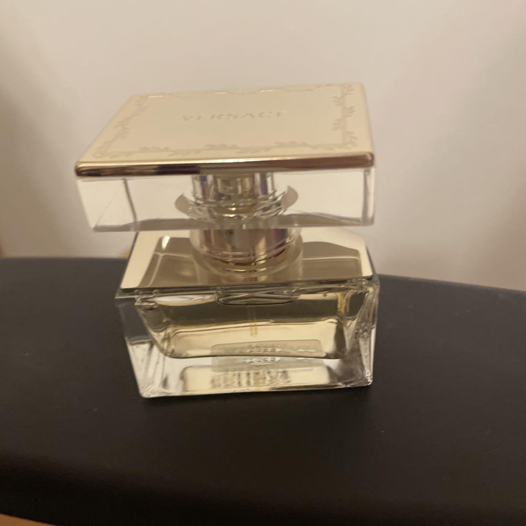 ヴェルサーチヴァニタスオードパルファム30ml ヴェルサーチヴァニタスオードパルファム30ml