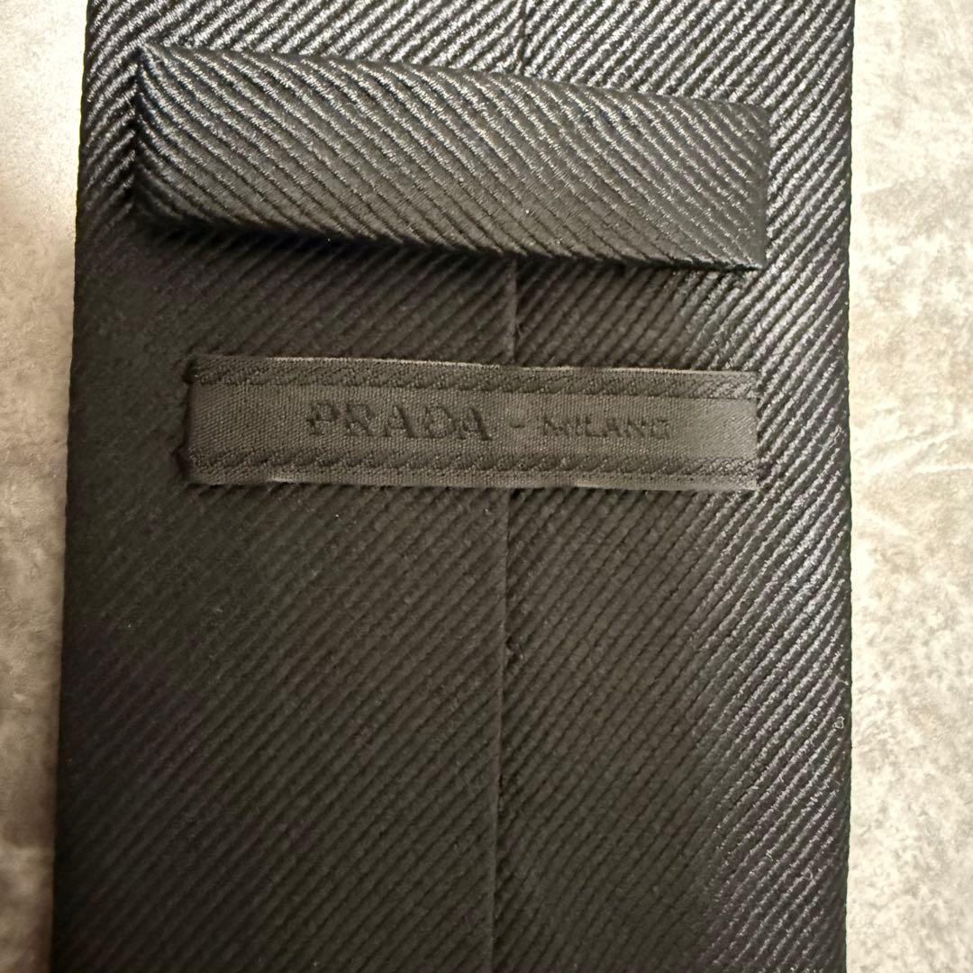 ✨極美品✨】PRADA プラダ ネクタイ ソリッド ブラック 無地 シルク 黒