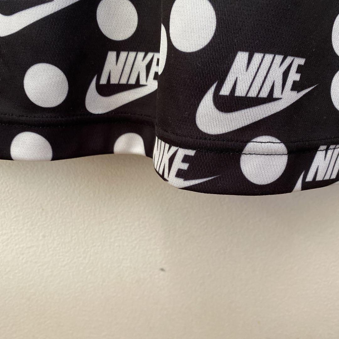 NIKE BLACK