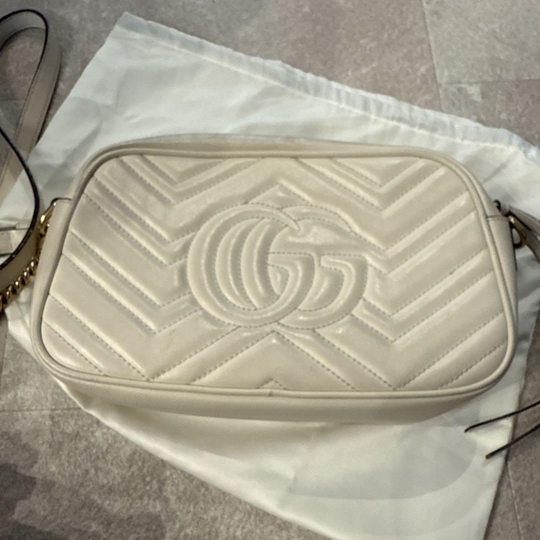 GUCCI GGロゴ ショルダーバッグ