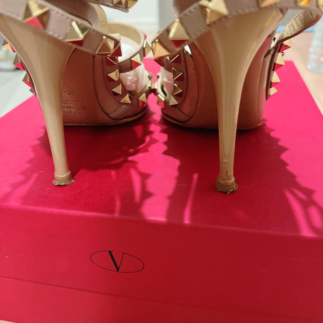 ヴァレンティノ ロックスタッズ エナメル パンプス サンダル 35.5