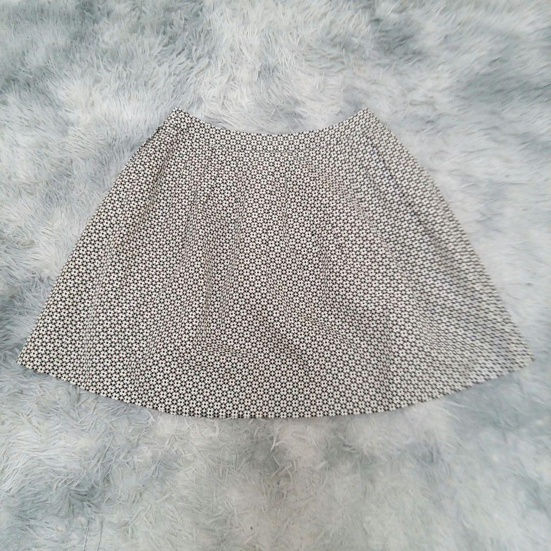 René ルネ フ スカート モノトーン 小花柄 サイズ38 キュプラ SIZE Rene