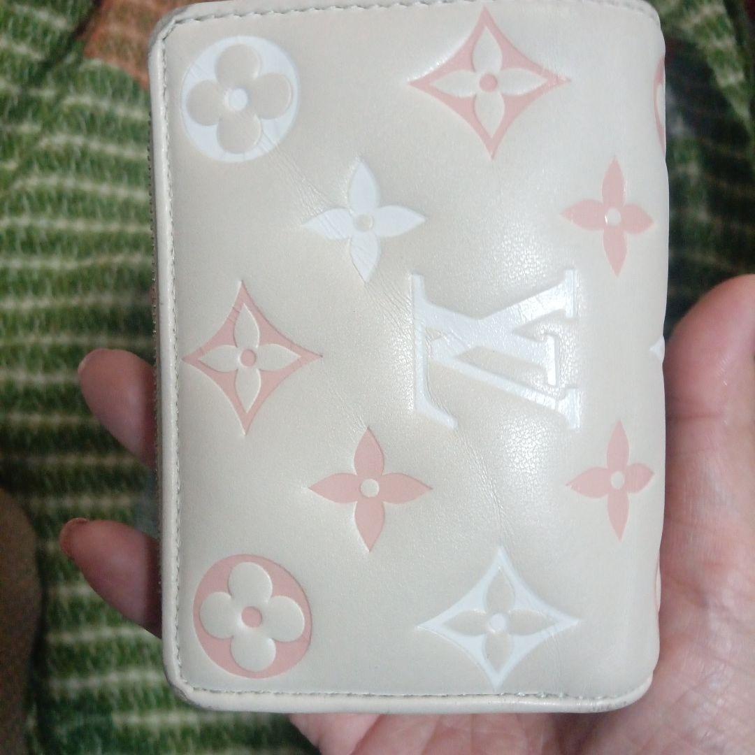 すずらん　ルイ・ヴィトン m82291 二つ折り財布