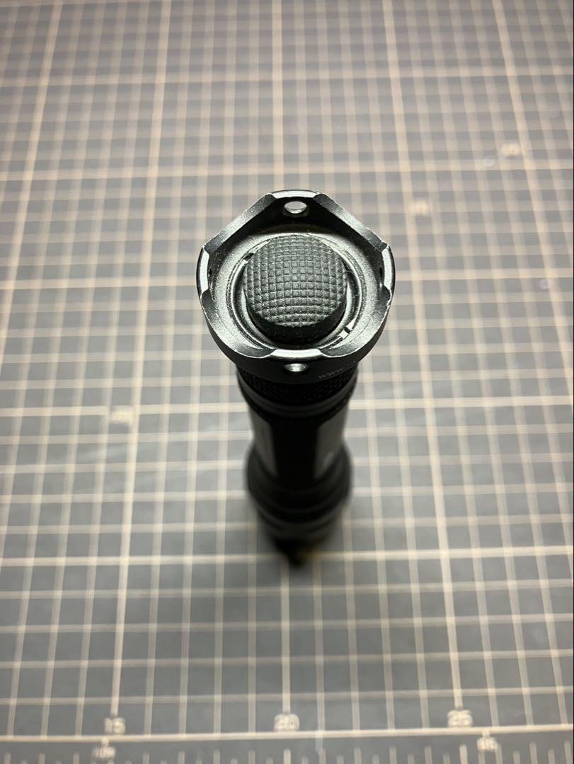 ライト・ランタン SUREFIRE E2D LED & NITECORE MT1C Pro