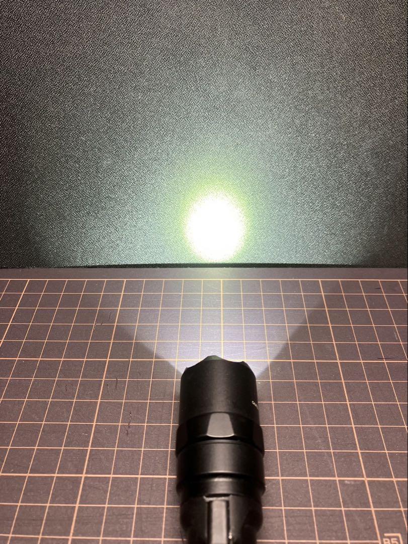 ライト・ランタン SUREFIRE E2D LED & NITECORE MT1C Pro
