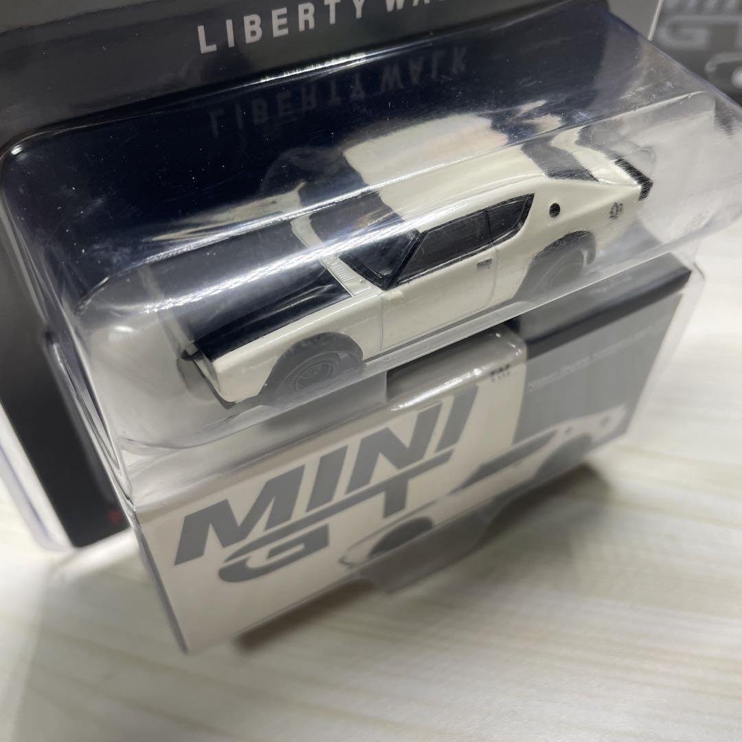 MINI GT LIBERTY WALK 1/64 スカイライン　ケンメリ