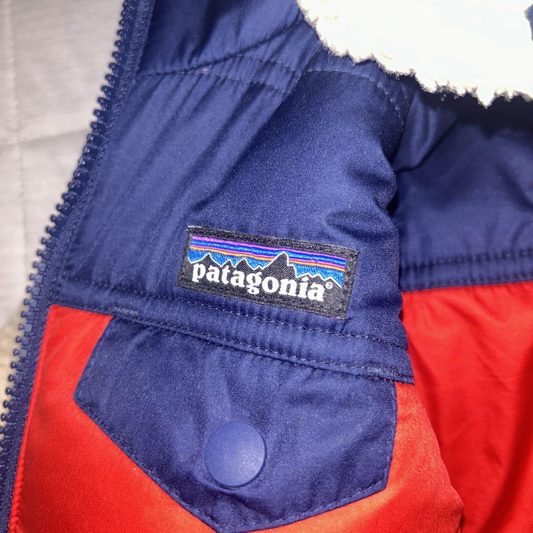 Patagonia リバーシブル　ダウンジャケット 3T ネイビー/レッド