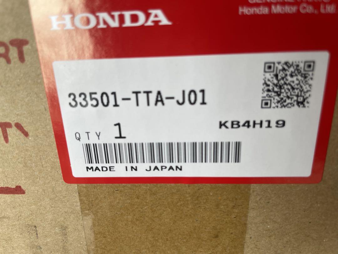 Ｎ－ＢＯＸ 6BA-JF3 右テールランプ 33501-TTA-J01
