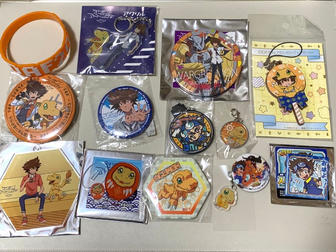 デジモンアドベンチャー　太一＆アグモン　缶バッジ等　グッズセット