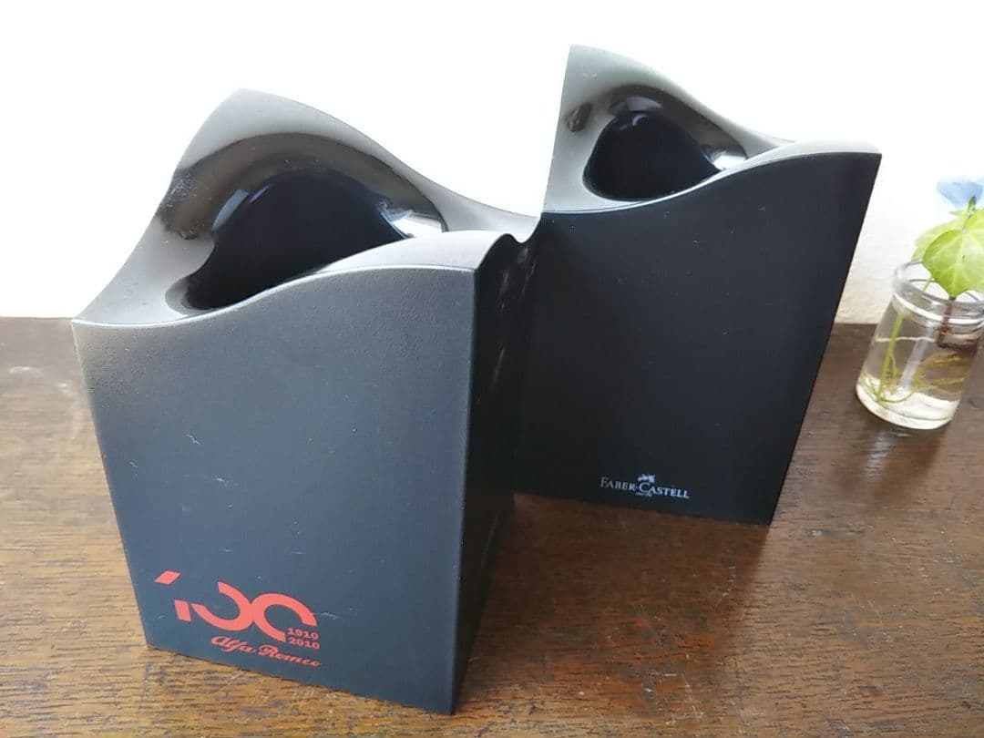 フィアット　ペン立て　アルファロメオ　ランチア　フェラーリ アルファロメオ 100周年 ペン立て フィアット フェラーリ ランチア