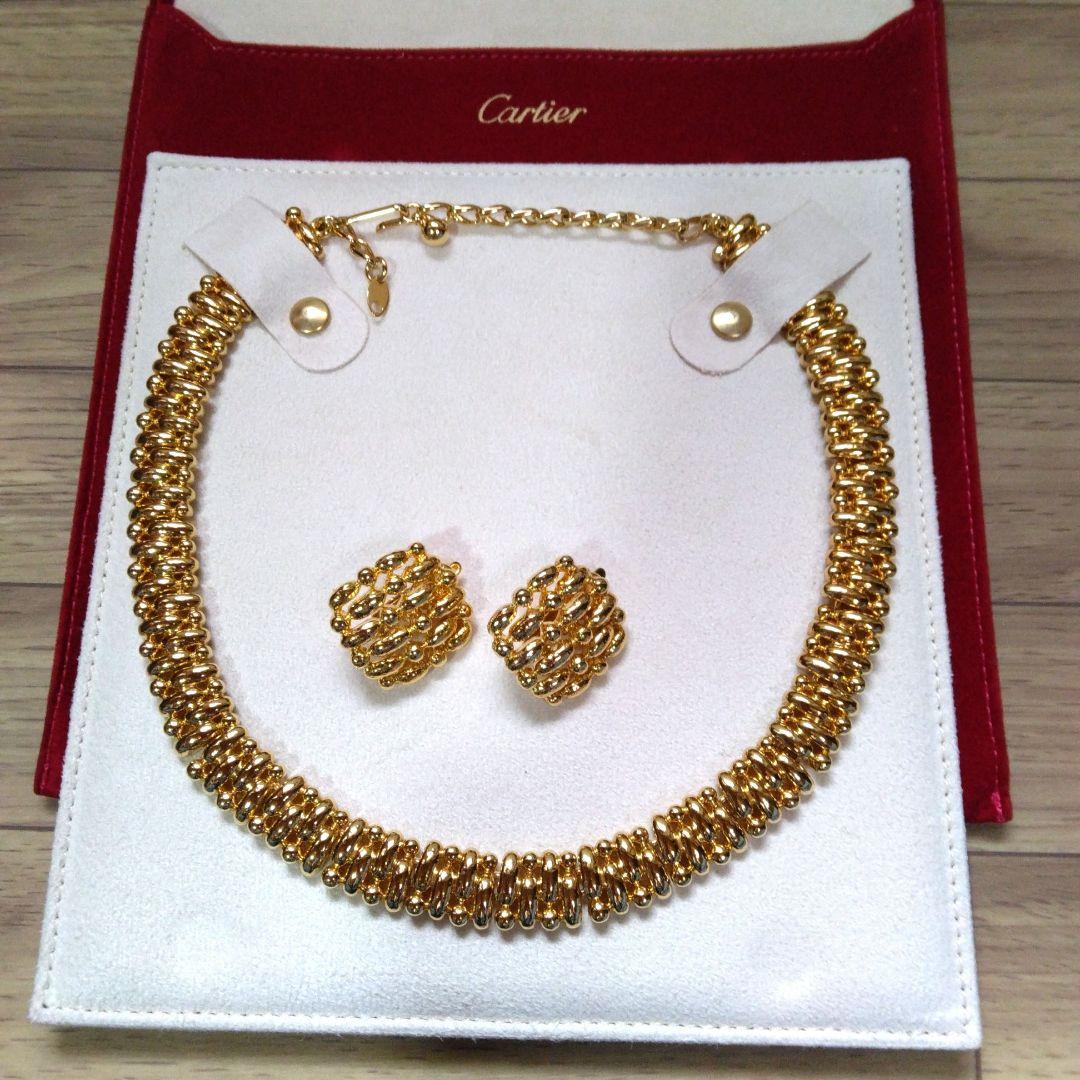 TRIFARI トリファリ ゴールドネックレス イヤリング カルティエケース入りTrifari