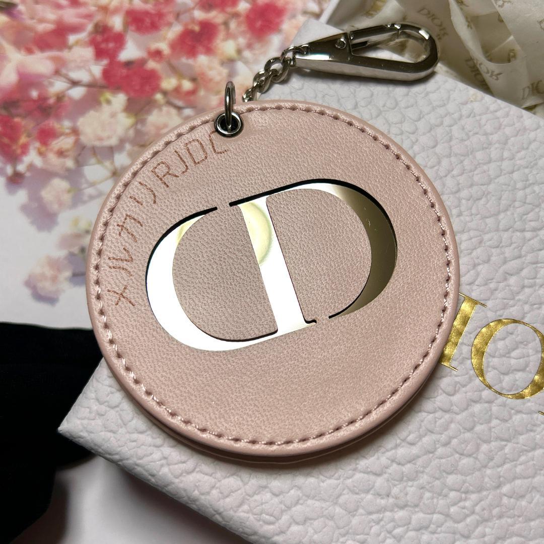 スピード配送◆送込【DIOR】スター*ミラー付き*キーホルダー m48940855034_1.jpg?1712966829