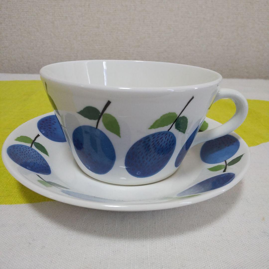 グスタフスベリ ヴィンテージ プルーヌス ティーカップ&ソーサー