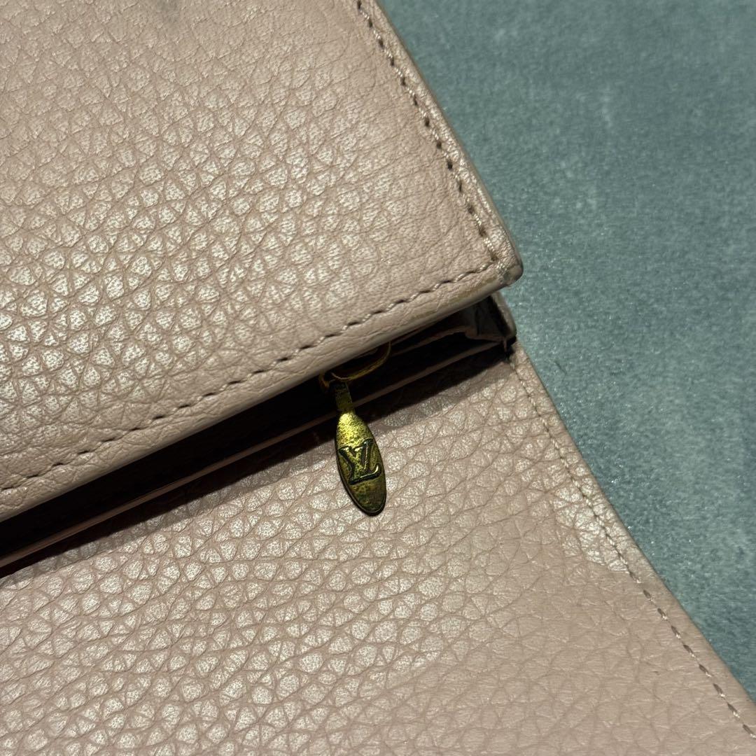 Louis Vuitton ピンク 二つ折り長財布 ポルトフォイユカプシーヌ