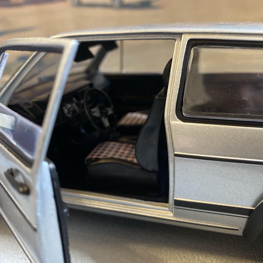 1/18 フォルクスワーゲン ゴルフ　GTI