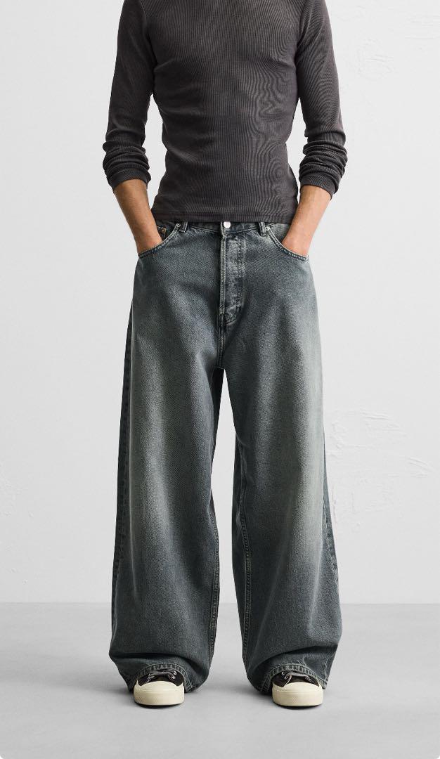 ZARA スーパーバギーフィットジーンズ(エクストラバギー) ZARA スーパーバギーフィットジーンズ - メルカリ