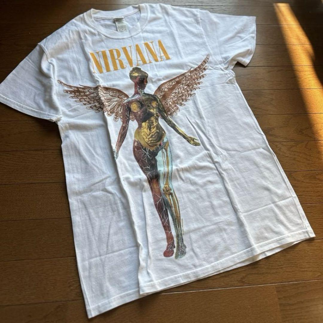 芯しっかり NIRVANA ニルバーナ　Tシャツ　INUTERO GIRDAN.