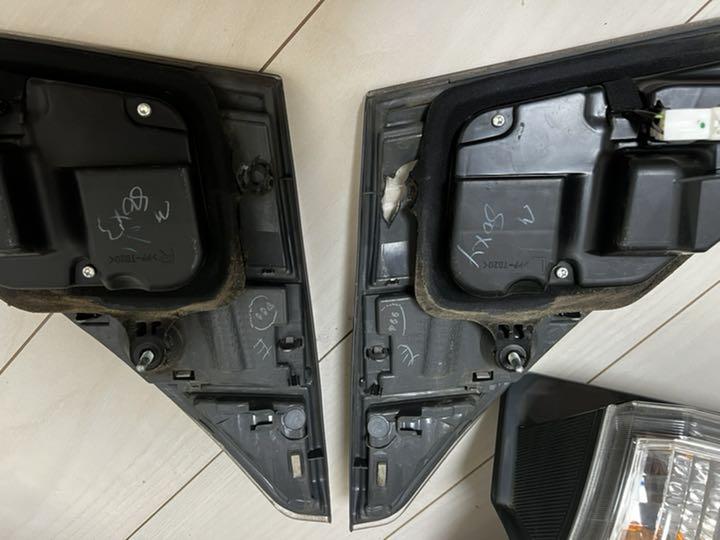 高品質大得価 20ヴェルファイア 前期 純正 テールランプ sE5UX-m48960225999 大人気100%新品