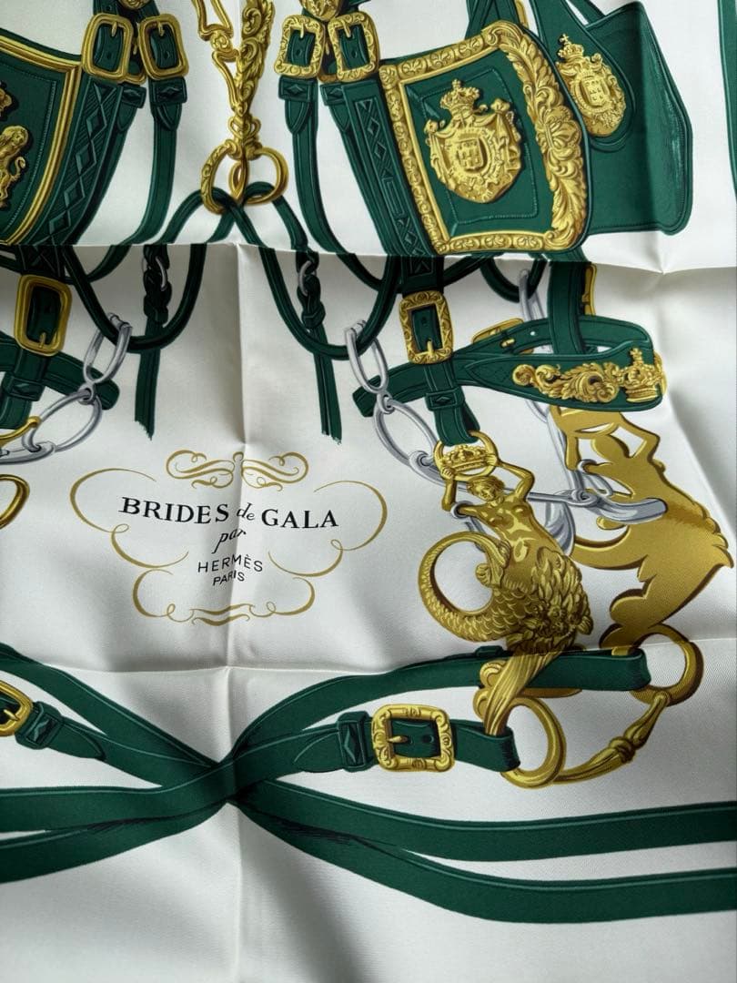 エルメス HERMES フランス スカーフ カレ90 緑　定番柄 シルク