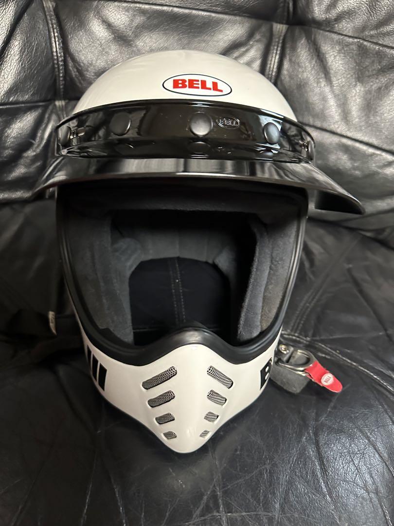 Bell moto3 ヘルメット 超美品 - メルカリ