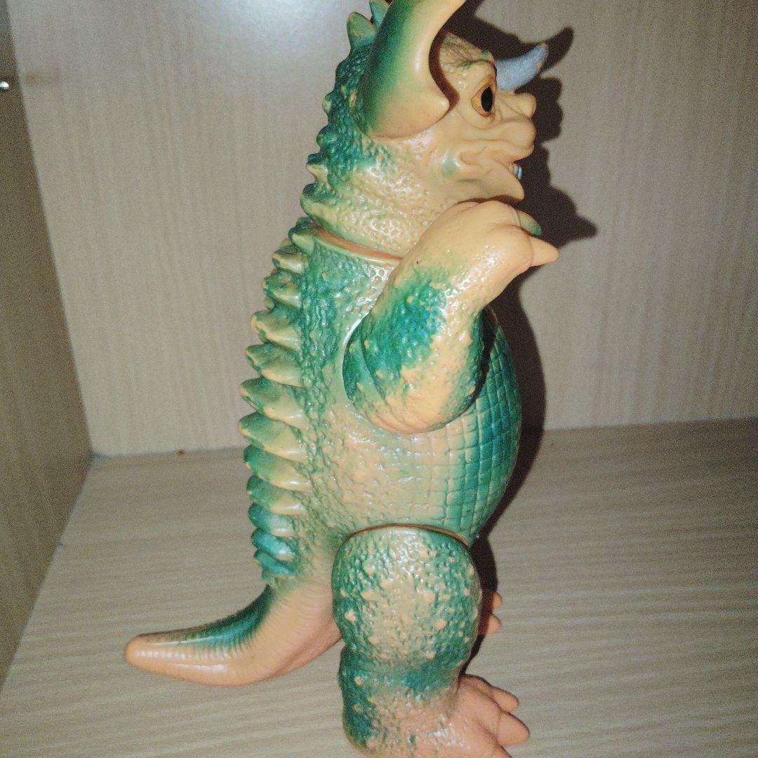 バラゴン