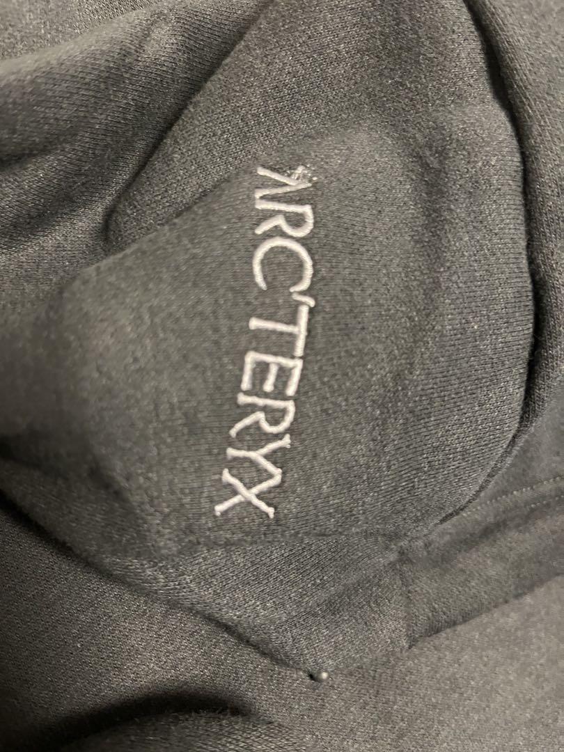 国内正規☆ Emblem Fleece Hoodyエンブレム フリース フーディ