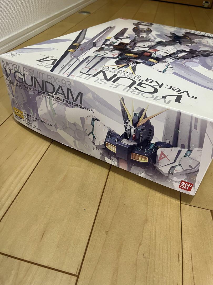 MG 1/100 νガンダム Ver.Ka プラモデル ふるいちオンライン - ホビー/機動戦士ガンダム/MG 1/100 ν