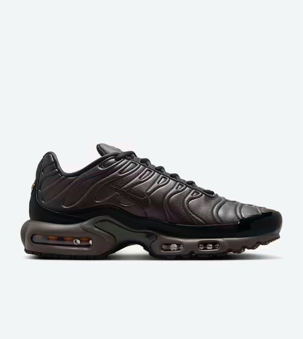Nike Air Max Plus ブラック/オリーブ