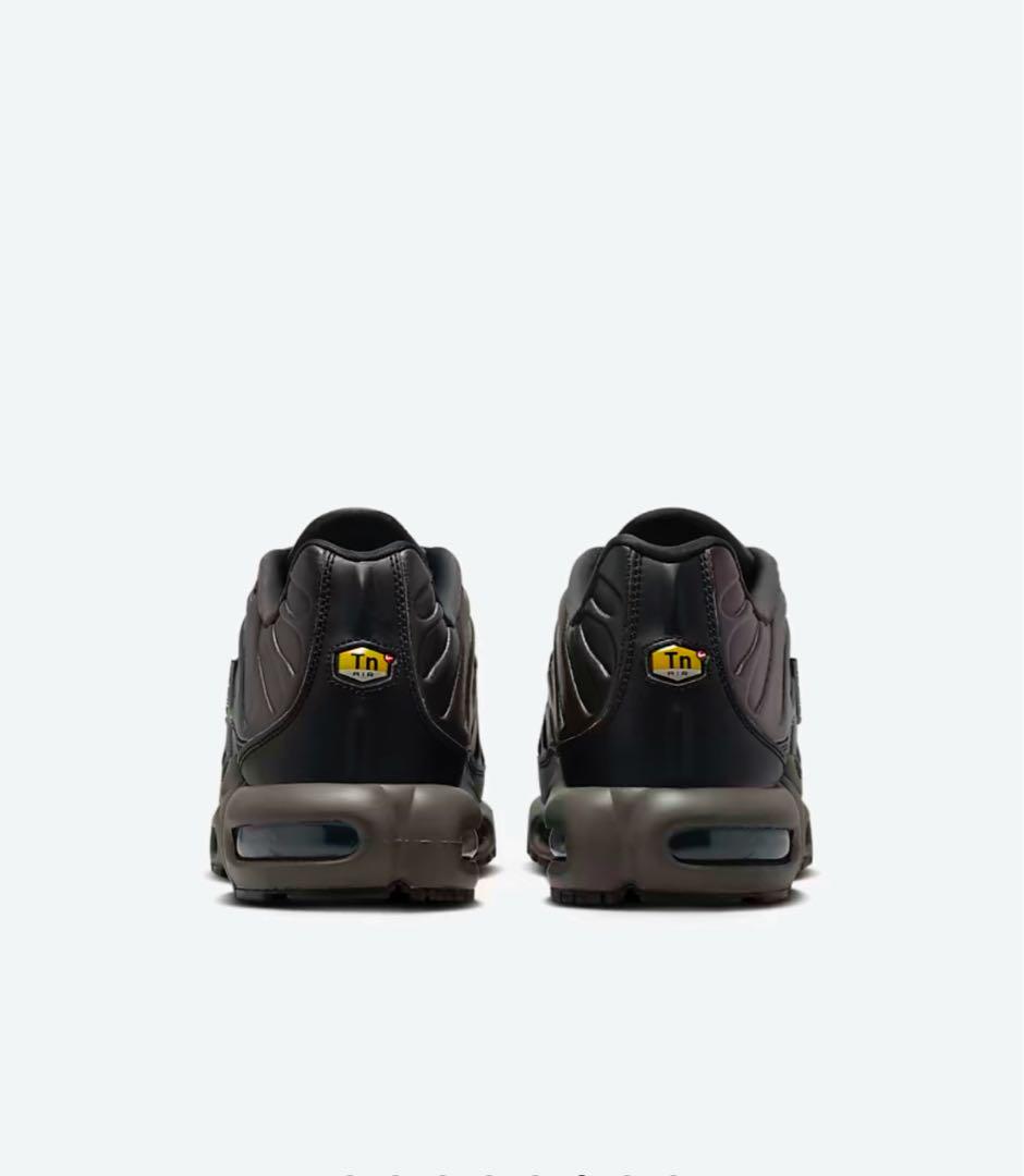 Nike Air Max Plus ブラック/オリーブ