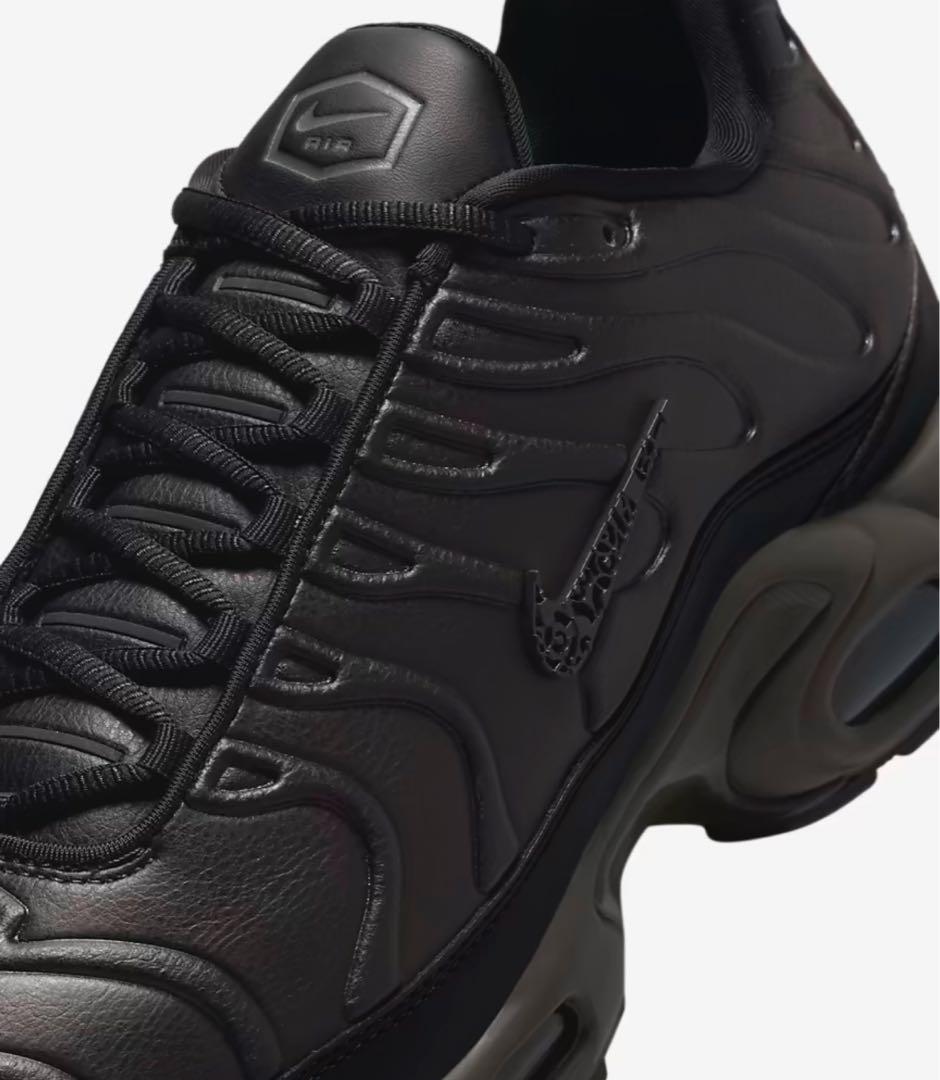 Nike Air Max Plus ブラック/オリーブ