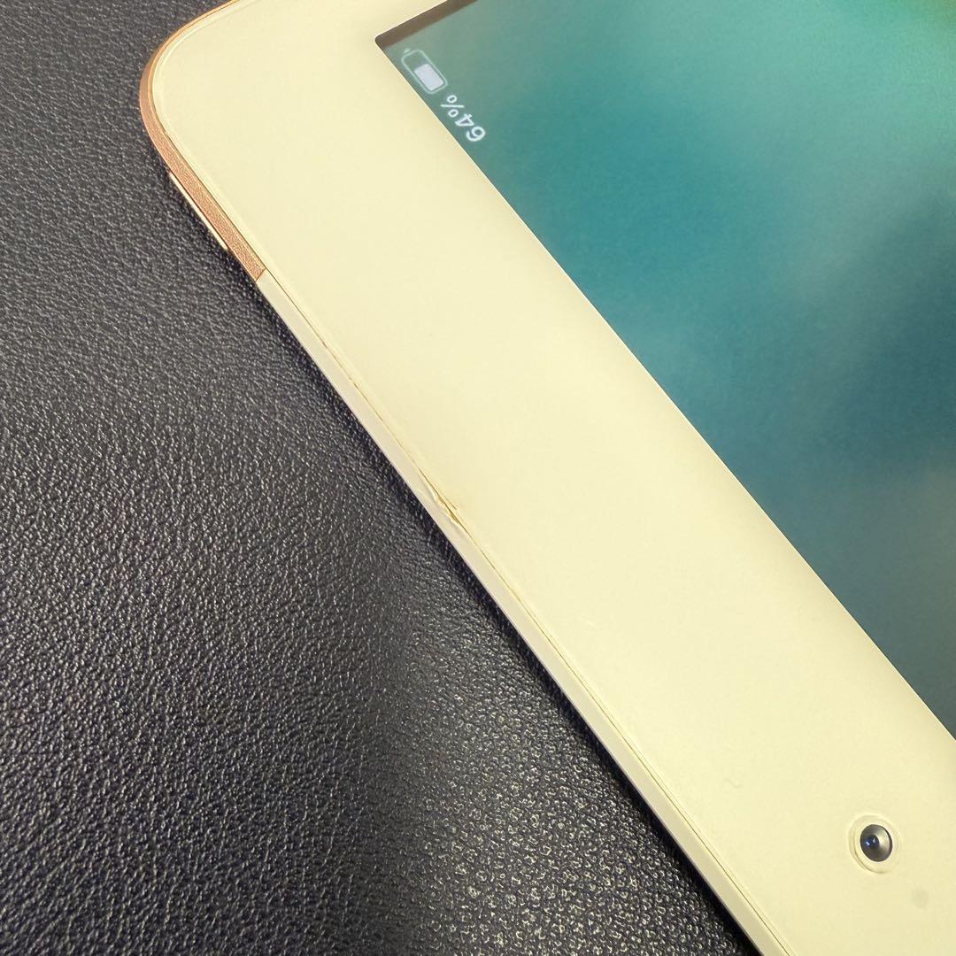 iPad 6世代　ゴールド　wifi＋cellular 32GB ペン、ケース付