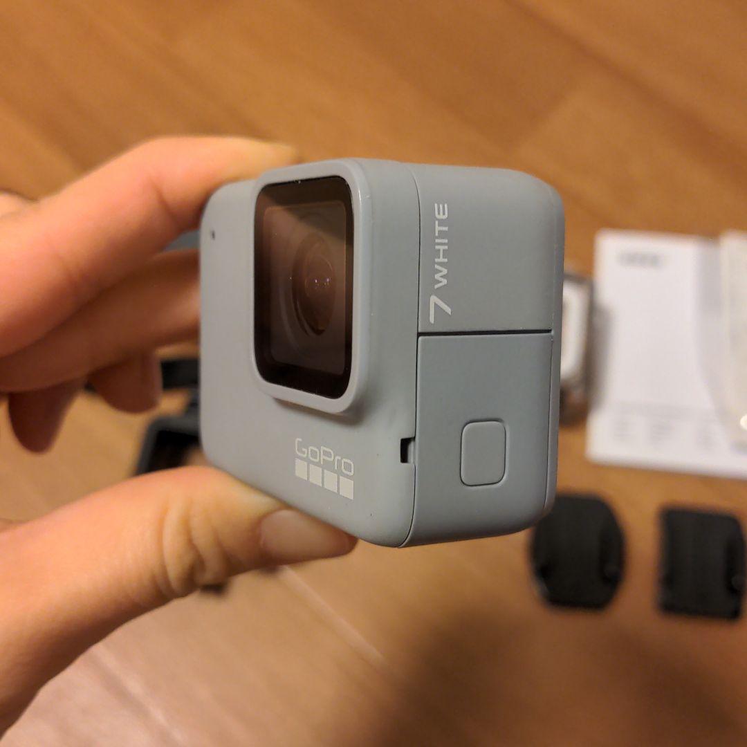 よろしくお∧ GoPro HERO7 WHITE 3wayと防水ハウジング付 GmNVh-m48993089446 ルカリ