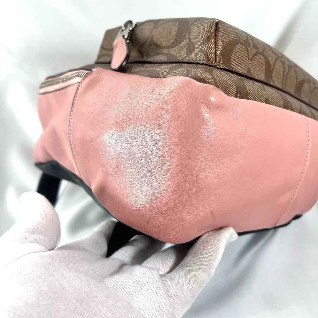 ✨ピンク色で小さ目がかわいい✨COACH ロゴパターン リュックサック