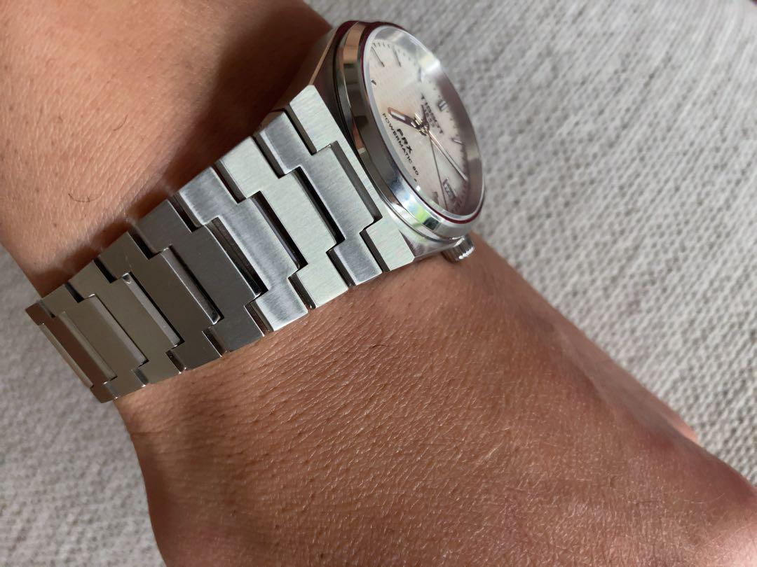 Tissot PRX 35mm パール　自動巻き