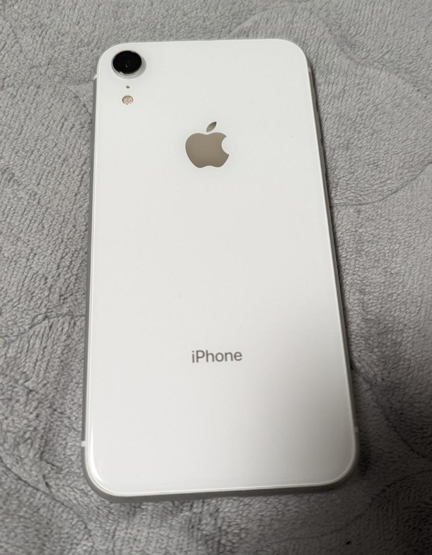 Apple iPhoneXR 64GB MT032J/A SIMフリー　ホワイト