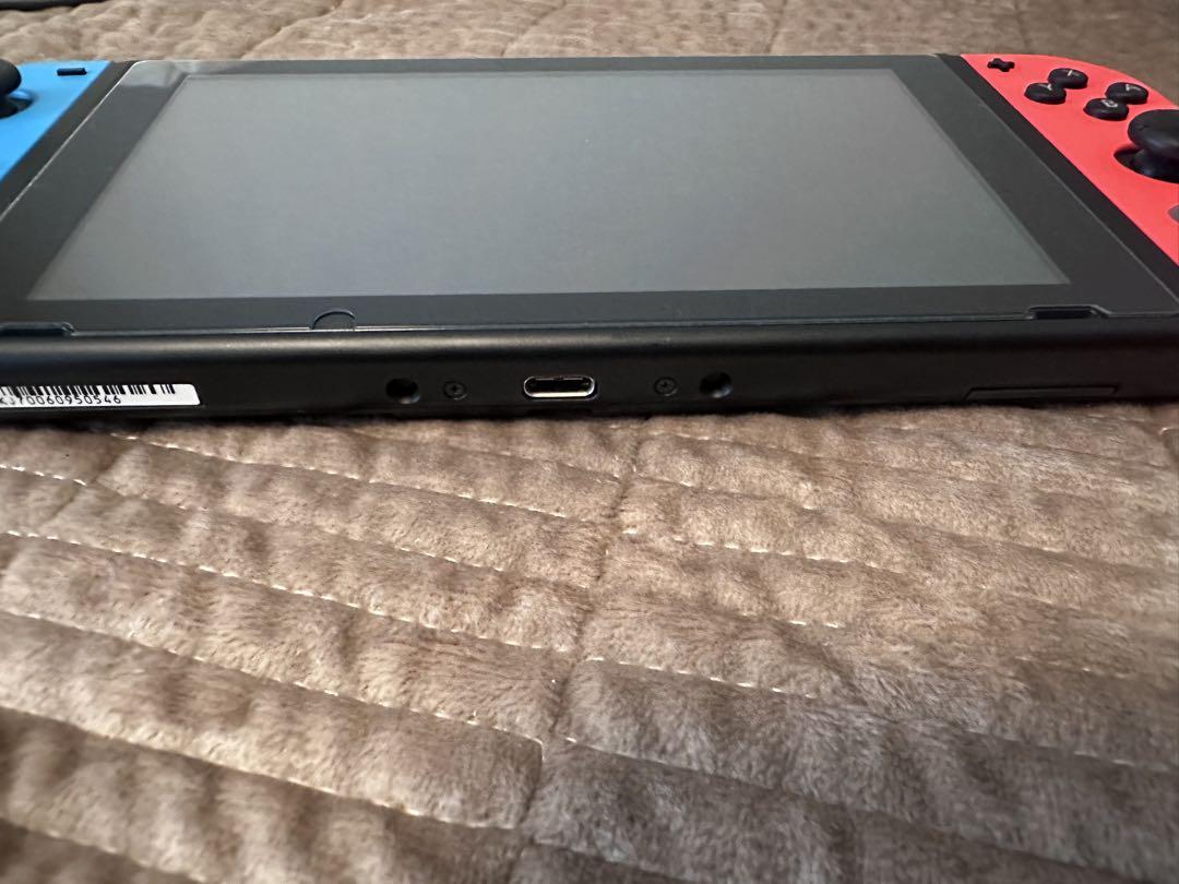 Nintendo switch 本体　赤青　32GB Micro SD付き