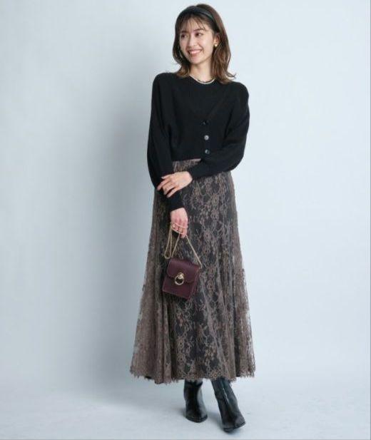 アプワイザーリッシェ　美品　ショートカーデニットワンピース　レーススカート付き