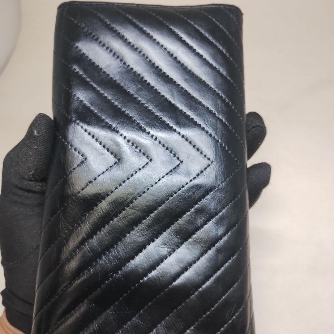CHANEL シャネル　Vステッチ　ラムスキン　ココマーク　長財布