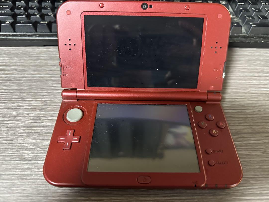 Nintendo 3DSLL 赤