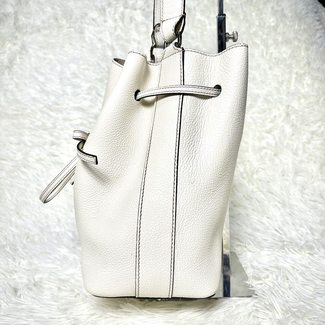 美品】FURLA フルラ コスタンザ 2way ショルダーバッグ レザー 白 美品】FURLA フルラ コスタンザ 2way ショルダーバッグ レザー 白