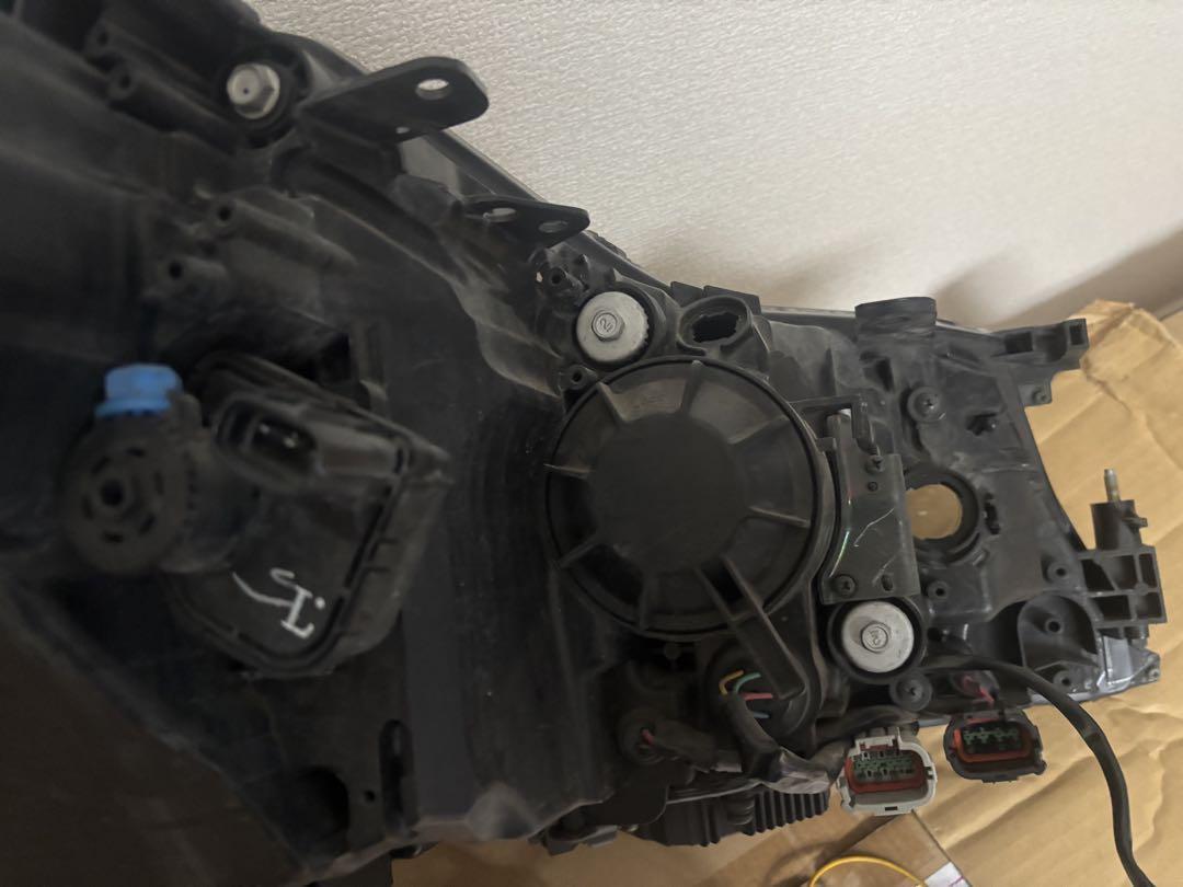 y50 フーガイカリングヘッドライト