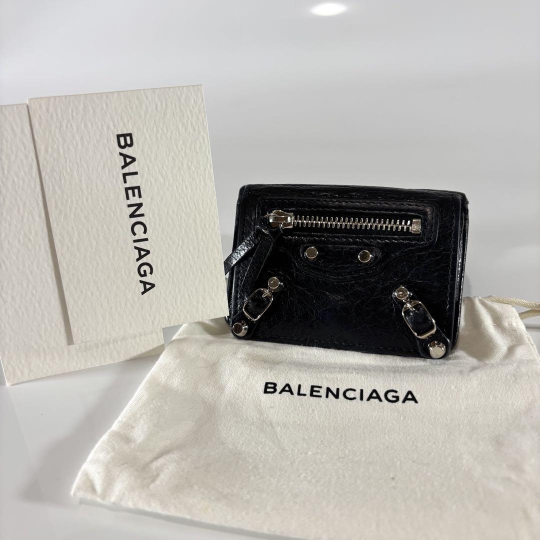 【美品】BALENCIAGA バレンシアガ　クラシック 三つ折り財布 ブラック